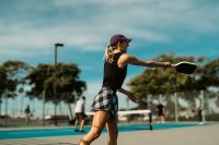 Pickleball groeit razendsnel en is makkelijker dan padel